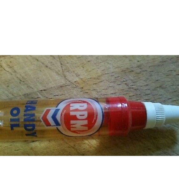 1962 SEATTLE WORLDS FAIR STANDARD OIL BOOTH RPM HANDY OIL never opened - Picture 2 of 7